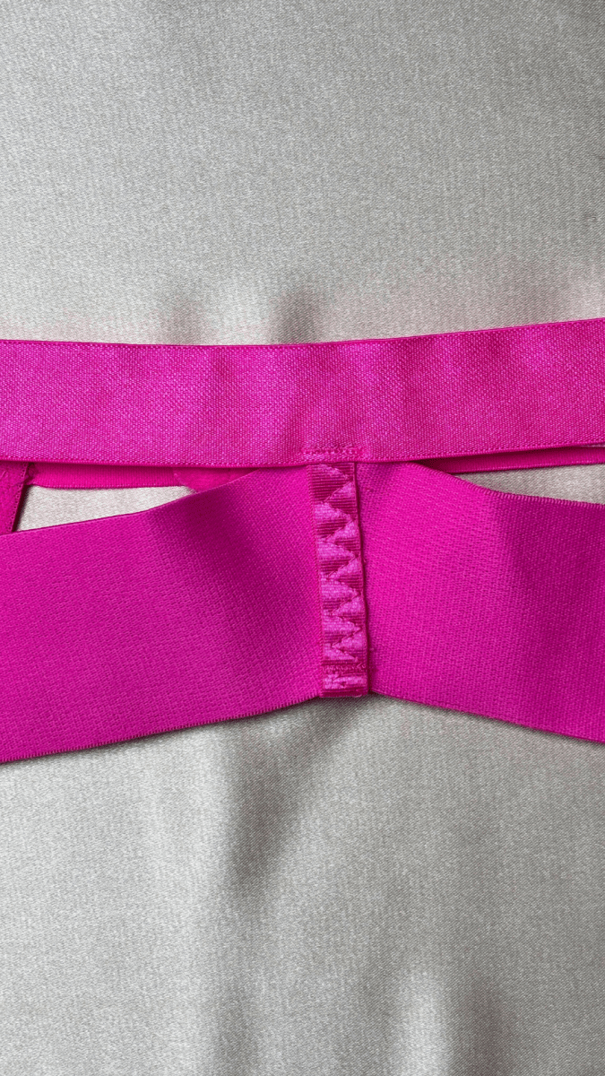 Vixen Garter - TRÈS FOU OR SOMETHING
