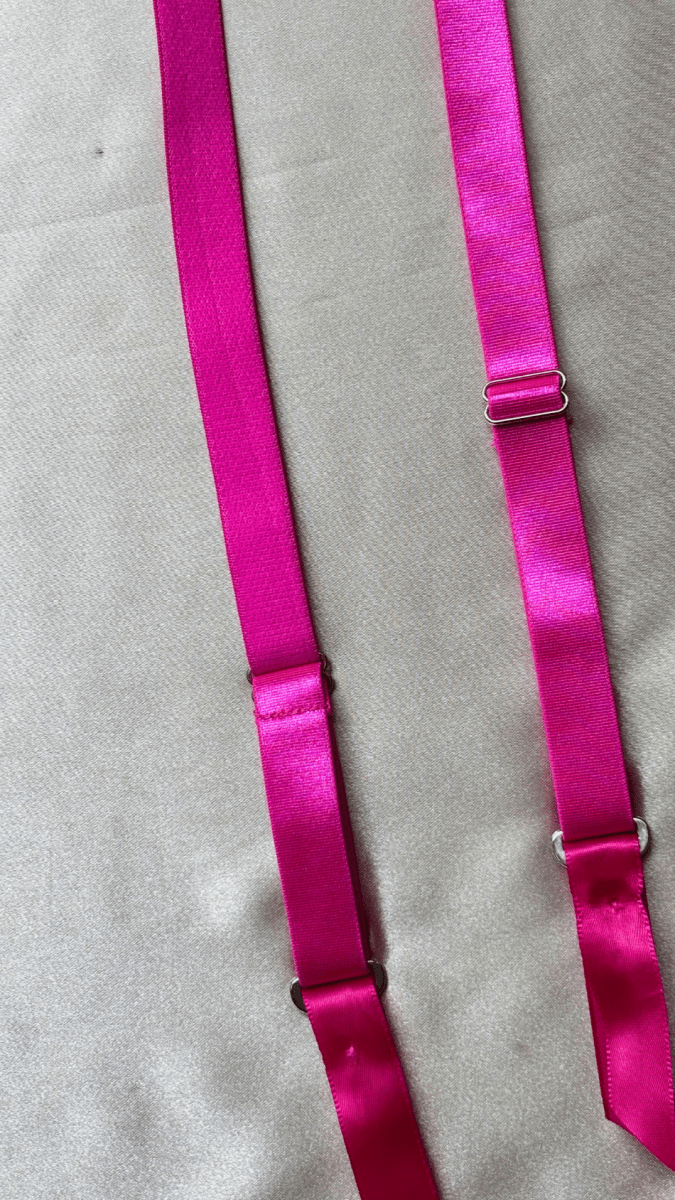 Vixen Garter - TRÈS FOU OR SOMETHING