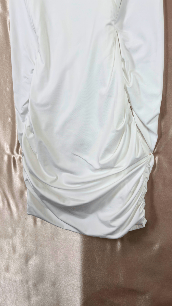 Vogue Dress - TRÈS FOU OR SOMETHING