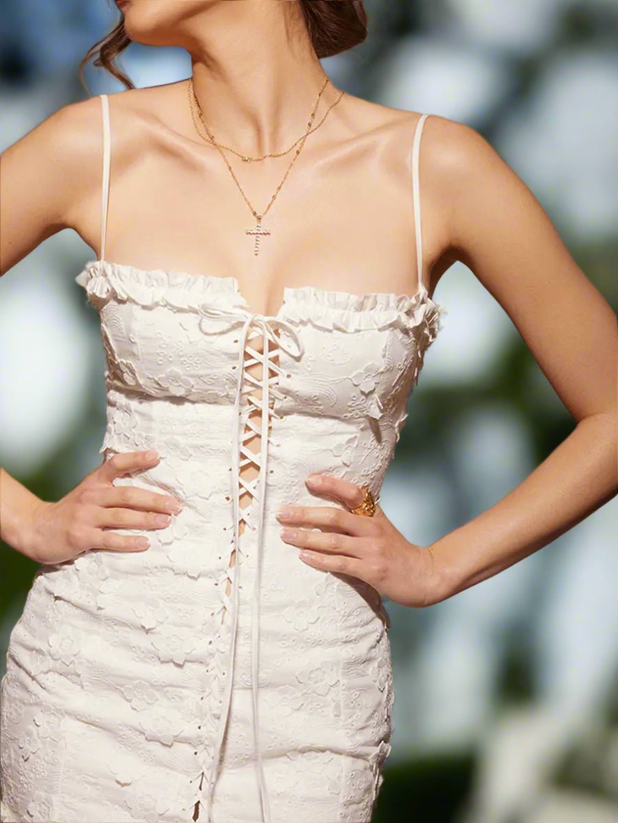 Dressing Up Your Femininity: Embrace Confidence and Grace in Every Outfit - CHAMBRE 535
