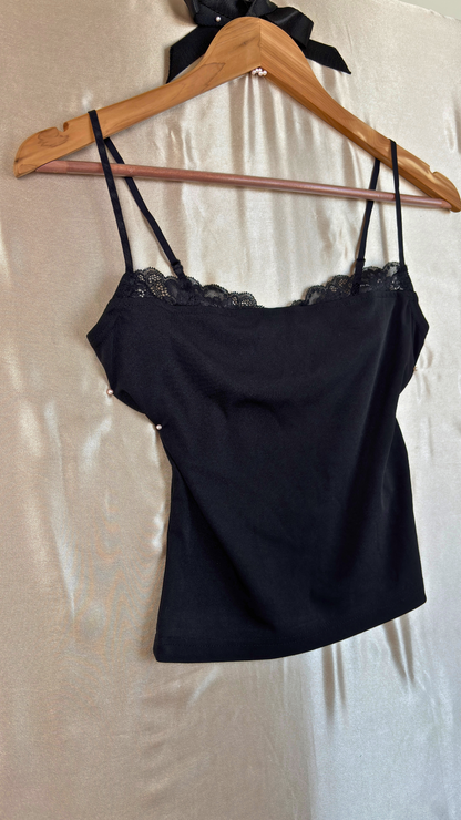 Lace Darling Top TRÈS FOU OR SOMETHING