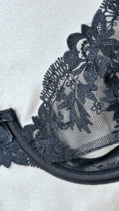 Amee Black Bra - TRÈS FOU OR SOMETHING