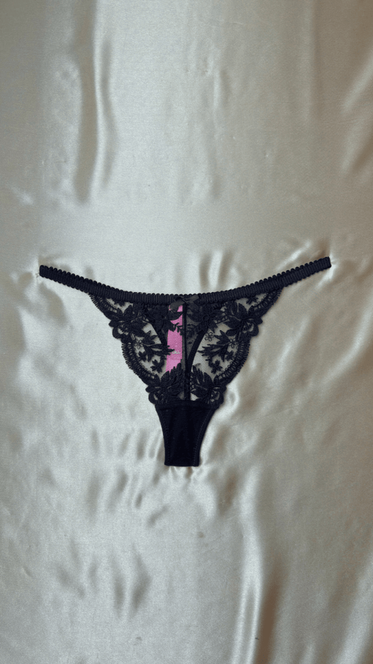 Amee Black Panty - TRÈS FOU OR SOMETHING