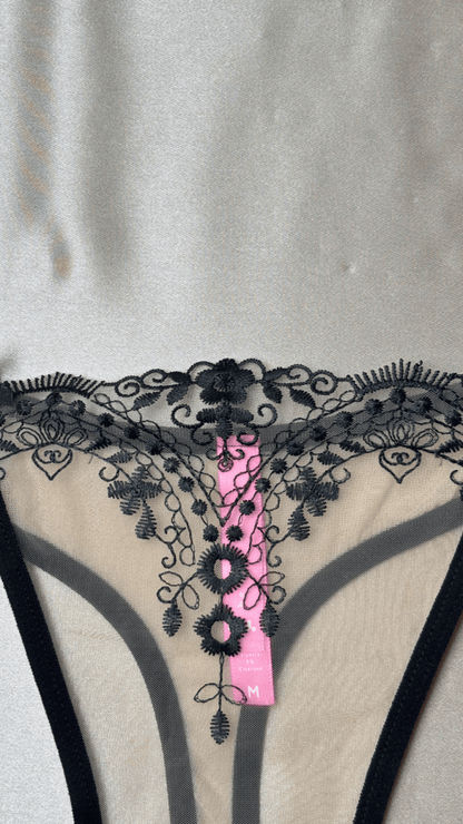 Audrey Panty - TRÈS FOU OR SOMETHING