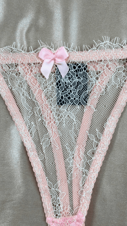 Babygirl Feathers Panty - TRÈS FOU OR SOMETHING