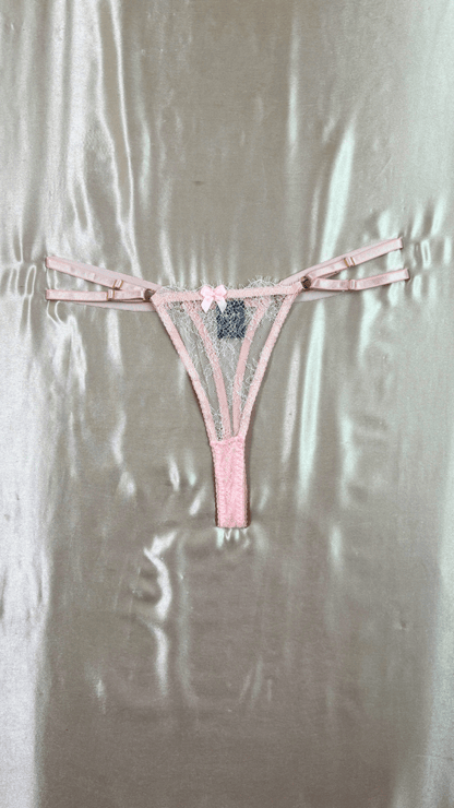 Babygirl Feathers Panty - TRÈS FOU OR SOMETHING