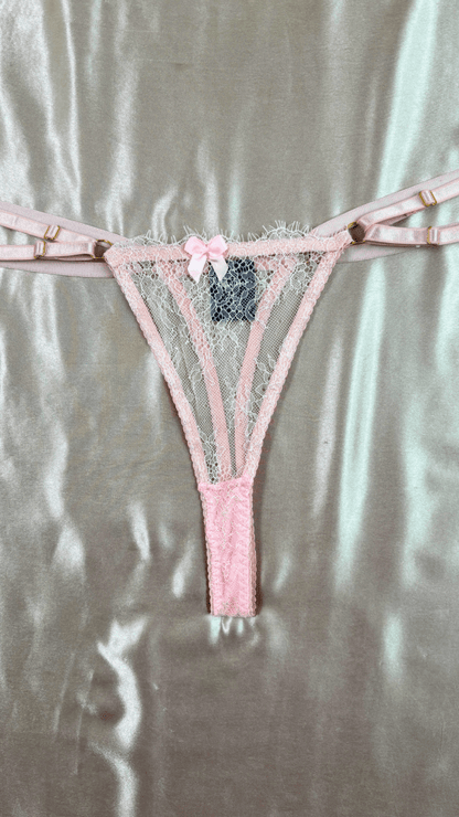 Babygirl Feathers Panty - TRÈS FOU OR SOMETHING