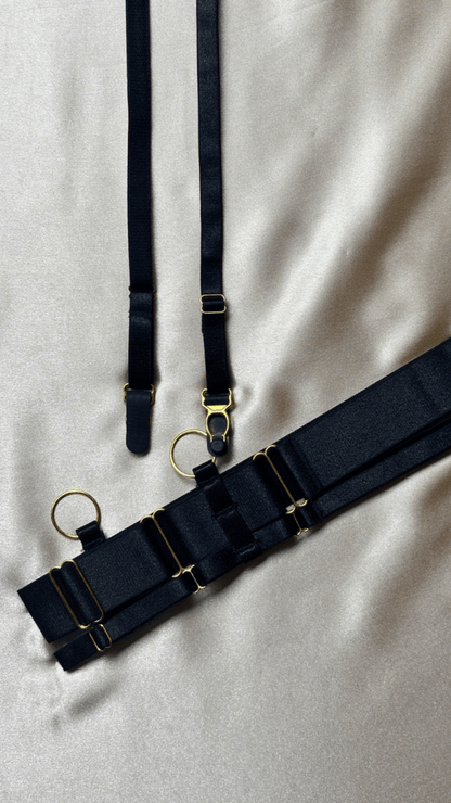 Birdie Garter - TRÈS FOU OR SOMETHING
