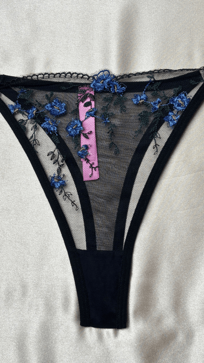 Blueberry Panty - TRÈS FOU OR SOMETHING