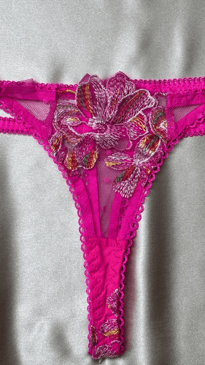 Candy Panty - TRÈS FOU OR SOMETHING