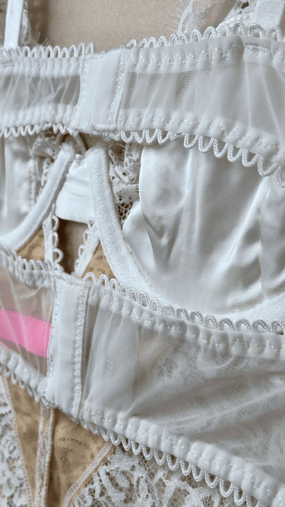 Celine White Bralette - TRÈS FOU OR SOMETHING