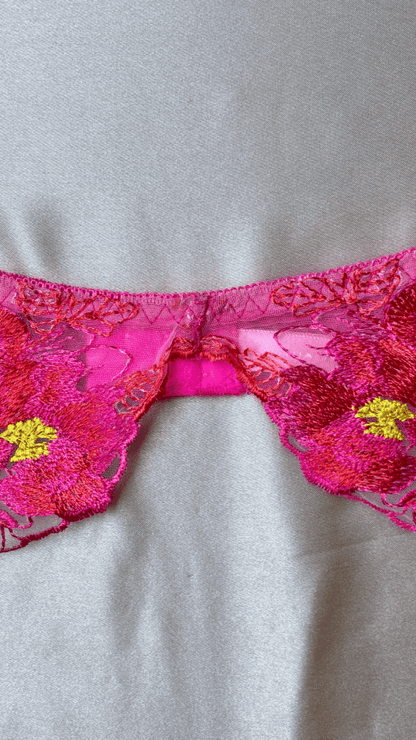 Eden Rose Garter - TRÈS FOU OR SOMETHING
