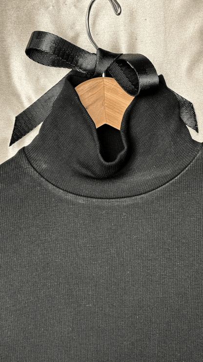 Elevated Knit Turtle Long Sleeve Black Bodysuit Top - TRÈS FOU OR SOMETHING