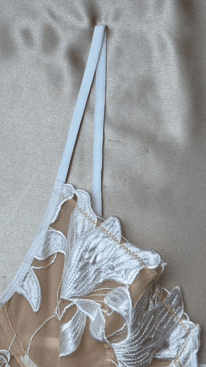 Eloise White Bralette - TRÈS FOU OR SOMETHING