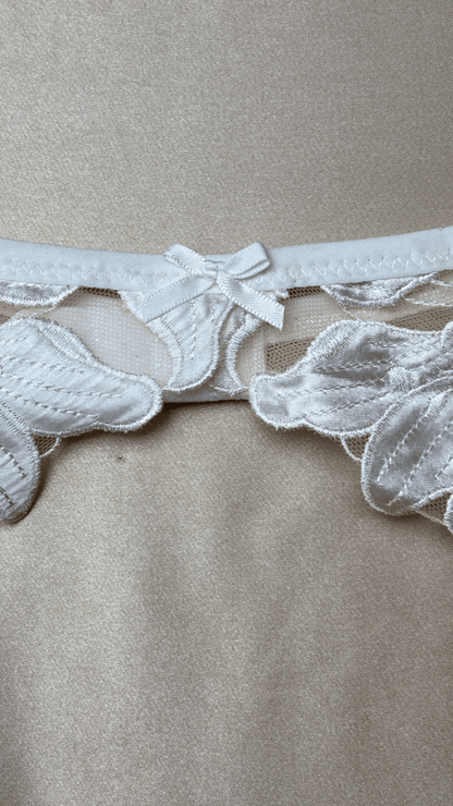 Eloise White Garter - TRÈS FOU OR SOMETHING