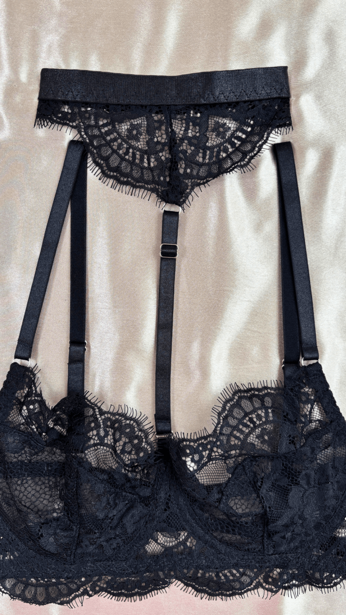 Exquisitely Wrapped in Lace Bra - TRÈS FOU OR SOMETHING
