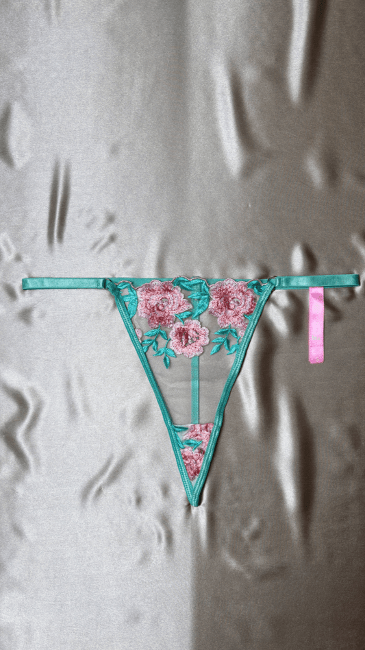 Fairy Panty - TRÈS FOU OR SOMETHING