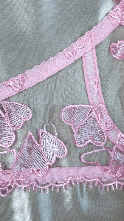 Fluttering Hearts Bra - TRÈS FOU OR SOMETHING