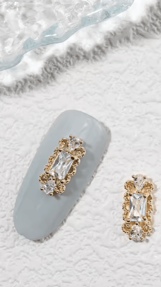 Gilded Mirror Gold Nail Charm - TRÈS FOU OR SOMETHING