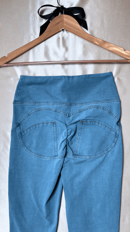 High Rise Butt Enhancer Light Blue Jeggings - TRÈS FOU OR SOMETHING