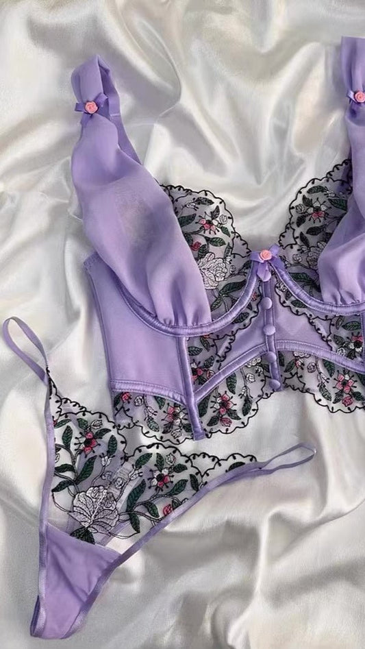 Hyacinth Panty - TRÈS FOU OR SOMETHING