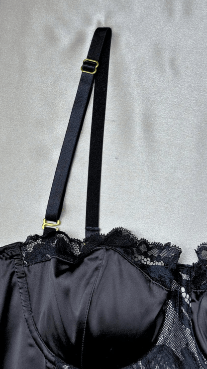 Jolie Black Bustier - TRÈS FOU OR SOMETHING