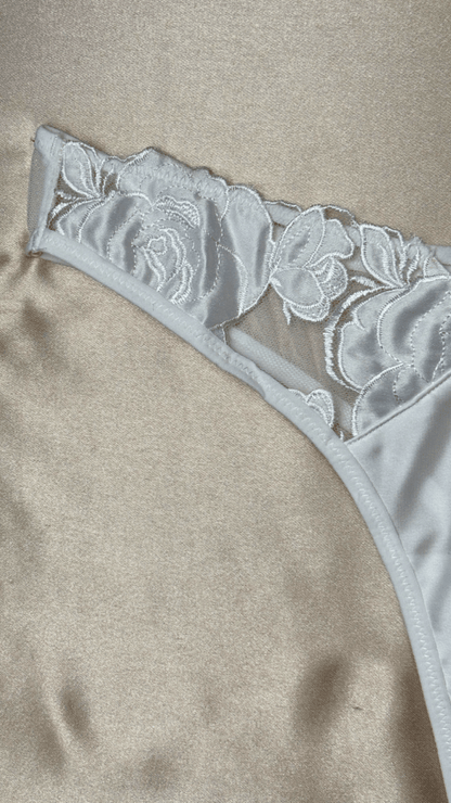 Joy White Panty - TRÈS FOU OR SOMETHING