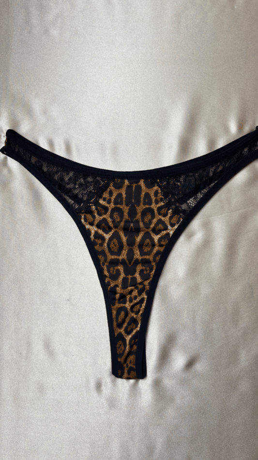 Leona Panty - TRÈS FOU OR SOMETHING