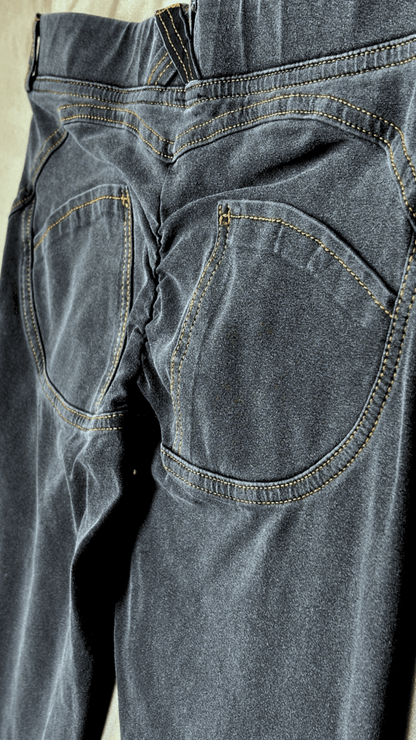 Low Rise Stay Up Butt Enhancer Gray Jeggings - TRÈS FOU OR SOMETHING