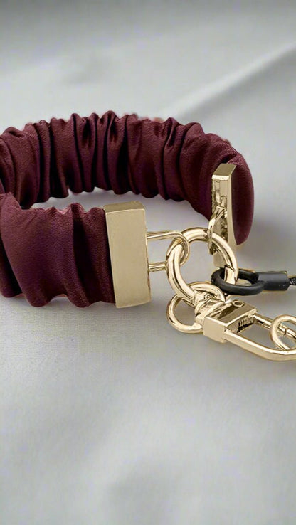 Luxury Phone Strap - TRÈS FOU OR SOMETHING