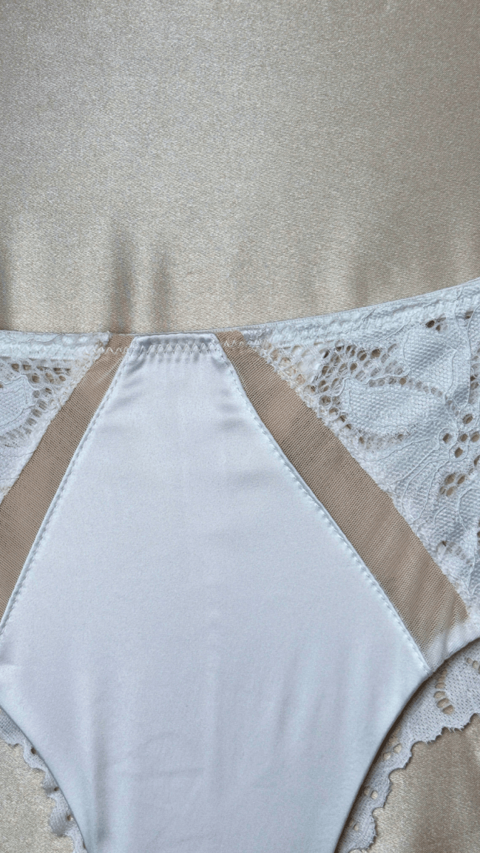 Lyla White Panty - TRÈS FOU OR SOMETHING