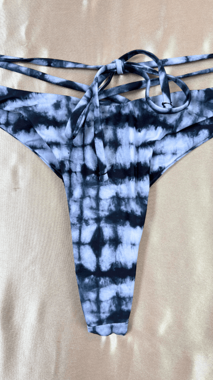 Magnetic Waves Bikini Bikini Bottom - TRÈS FOU OR SOMETHING