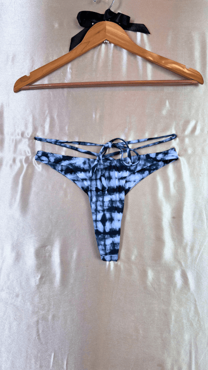Magnetic Waves Bikini Bikini Bottom - TRÈS FOU OR SOMETHING