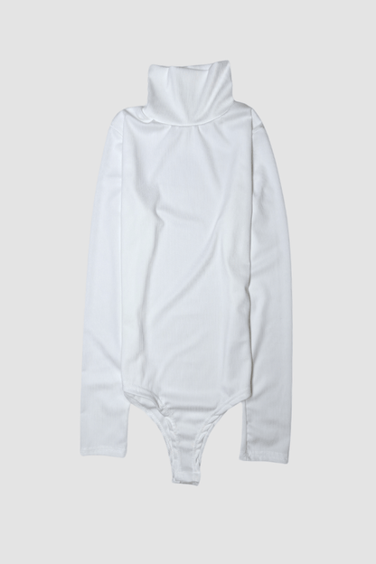 Minimal Turtle Long Sleeve White Bodysuit - TRÈS FOU OR SOMETHING