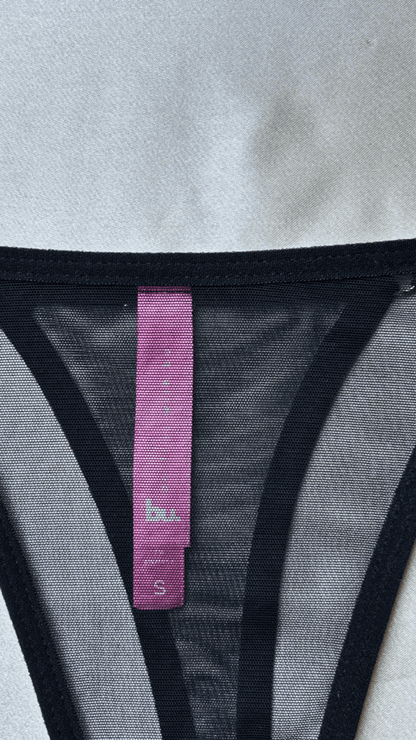 Miss Carter Panty - TRÈS FOU OR SOMETHING