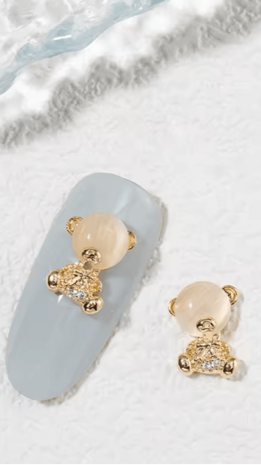 Opal Bear Gold Nail Charm - TRÈS FOU OR SOMETHING