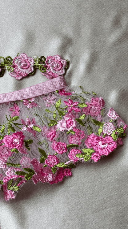 Princess Garter - TRÈS FOU OR SOMETHING