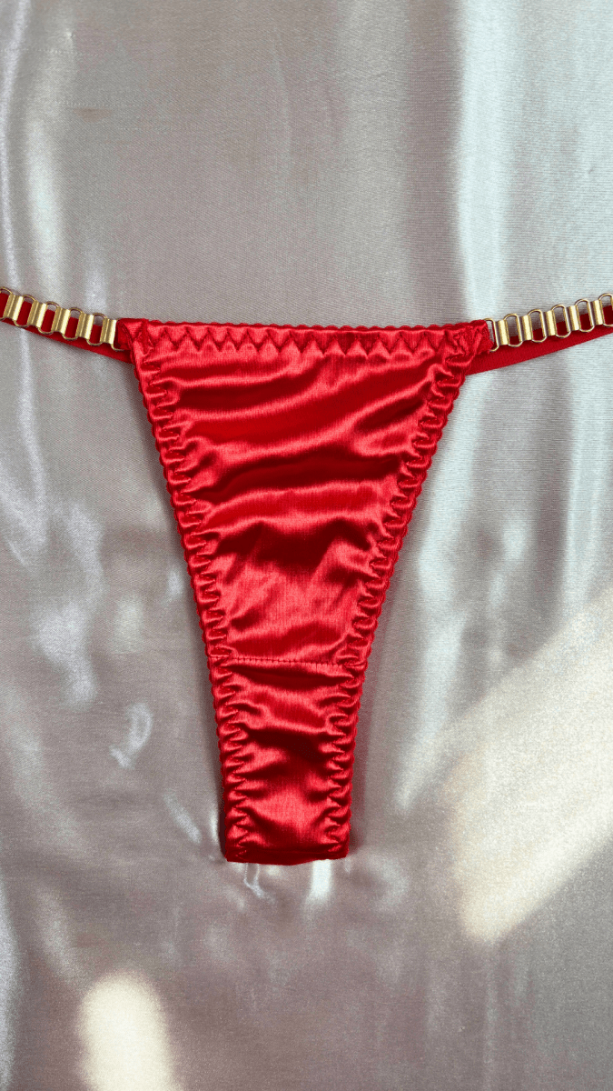 Roses are Red and Chains Panty - TRÈS FOU OR SOMETHING