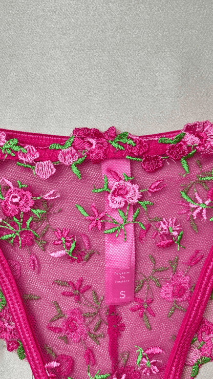 Rosie Panty - TRÈS FOU OR SOMETHING