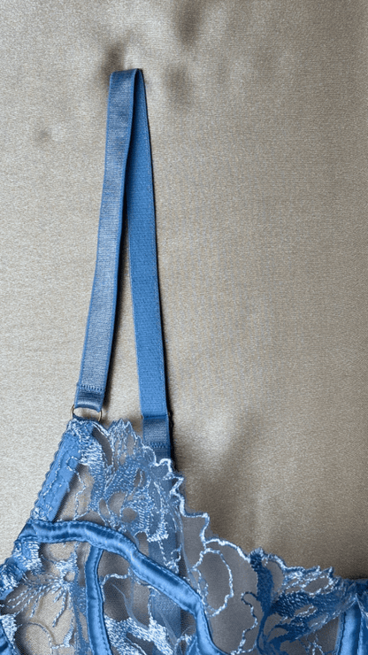Serene Bra - TRÈS FOU OR SOMETHING