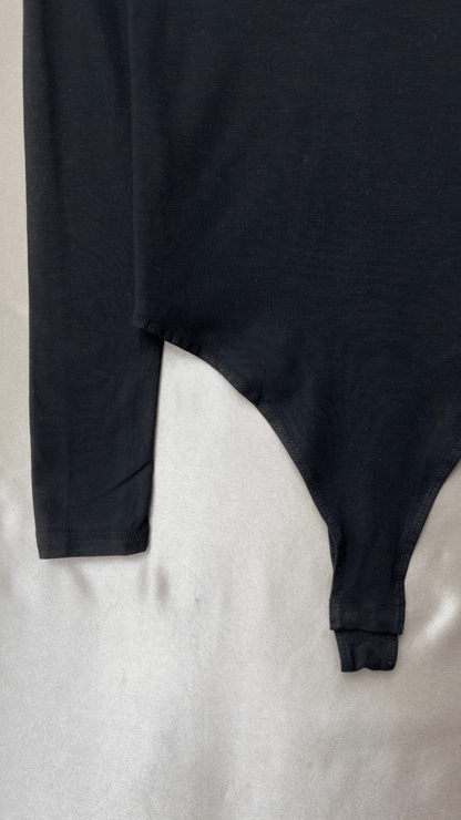 SmoothFlexi Plunge Long Sleeve Black Bodysuit - TRÈS FOU OR SOMETHING