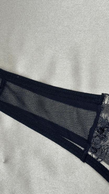 Sofia Panty - TRÈS FOU OR SOMETHING