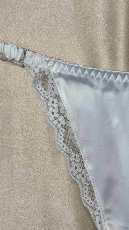 Summer White Panty - TRÈS FOU OR SOMETHING