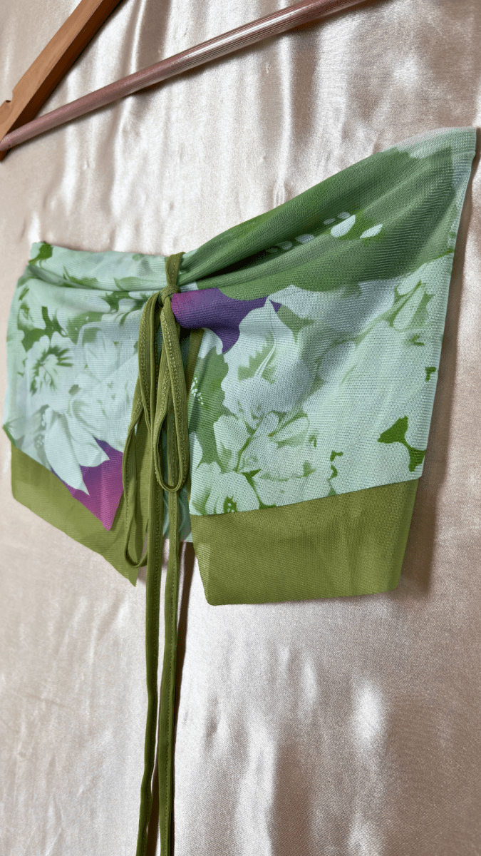 Tropical Cinched Bust Halter Bandeau Top - TRÈS FOU OR SOMETHING