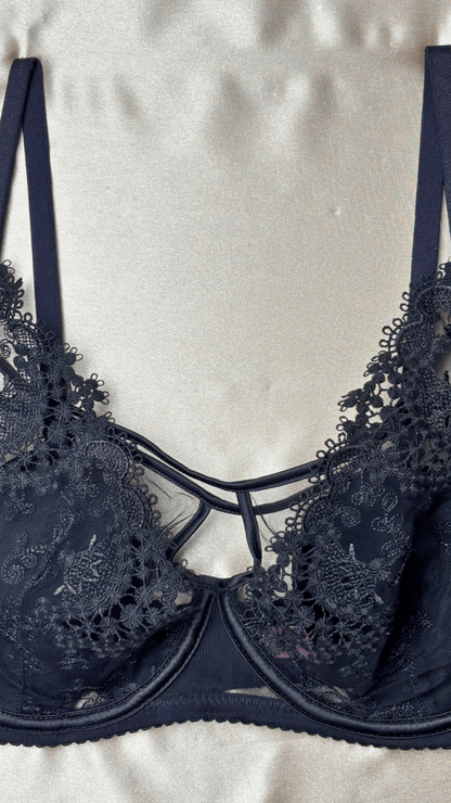 Valerie Black Bra - TRÈS FOU OR SOMETHING