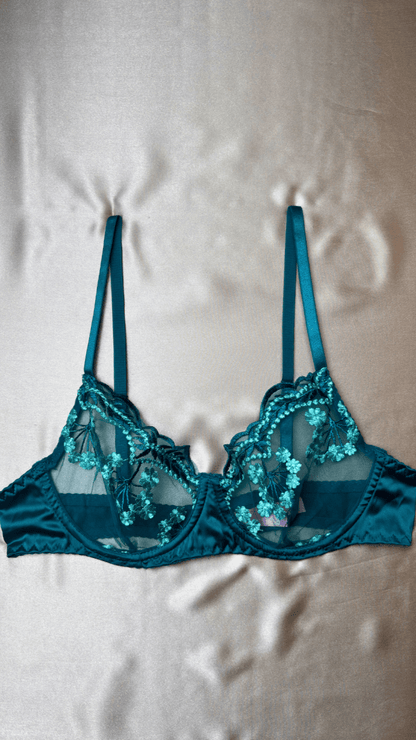 Venice Bra - TRÈS FOU OR SOMETHING