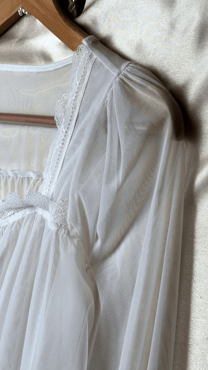 Victorian Cuffs Night Chemise - TRÈS FOU OR SOMETHING