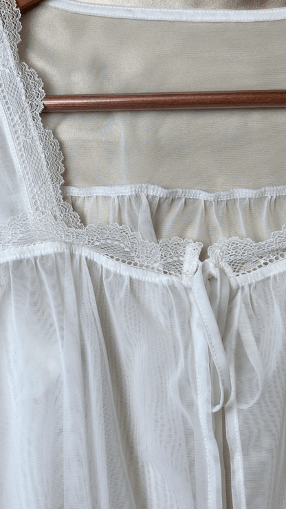 Victorian Cuffs Night Chemise - TRÈS FOU OR SOMETHING
