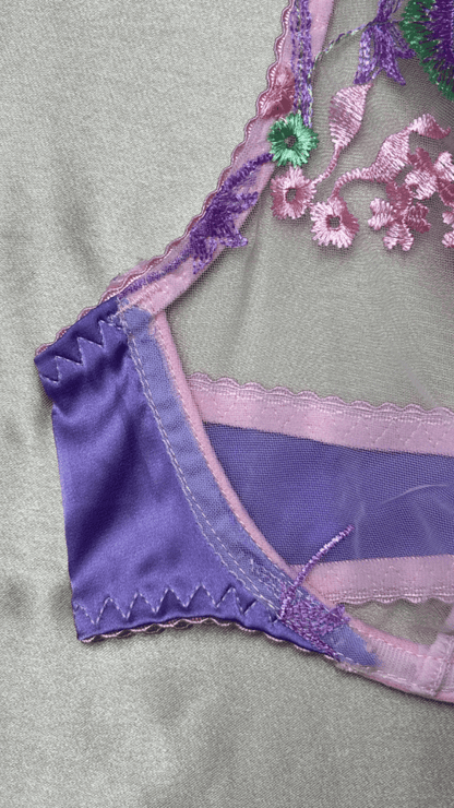 Whimsical Bra - TRÈS FOU OR SOMETHING